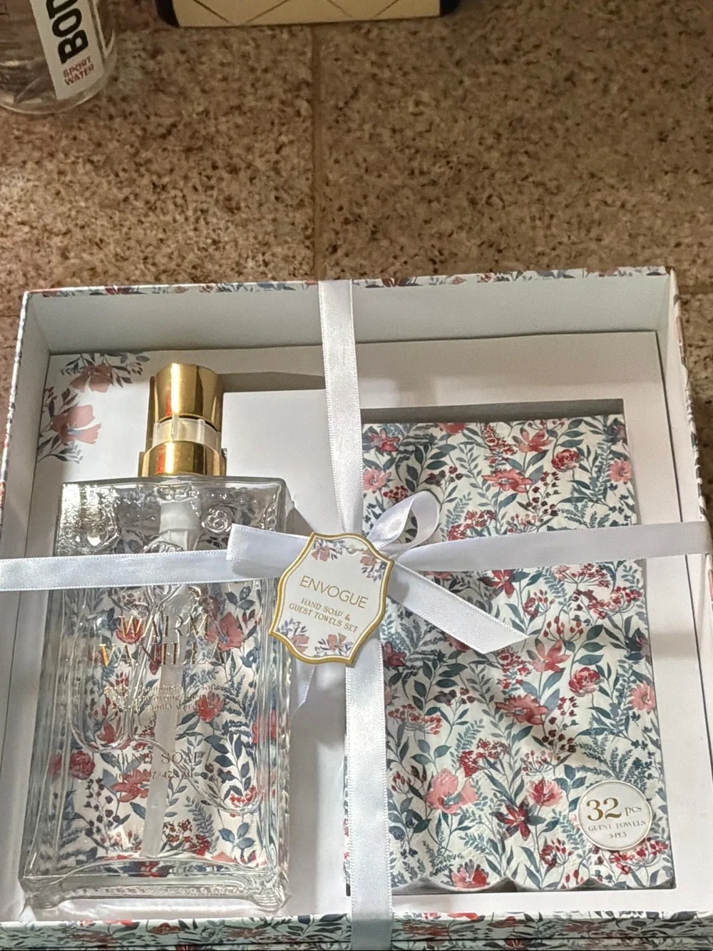 Envogue Floral Liquid Hand Soap Guest Towels Set